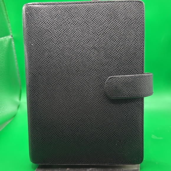 Louis Vuitton MM Agenda - Picture 16 of 16